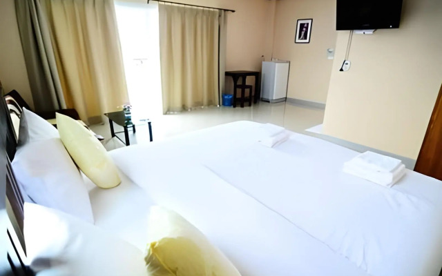 Laksasuk House