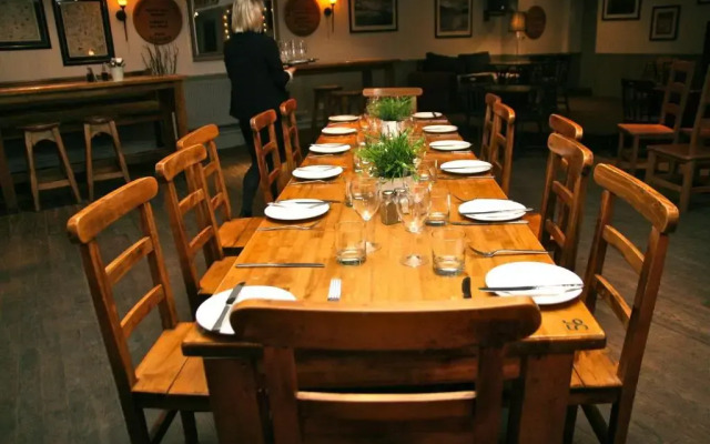 McKays Hotel Bar & Restaurant