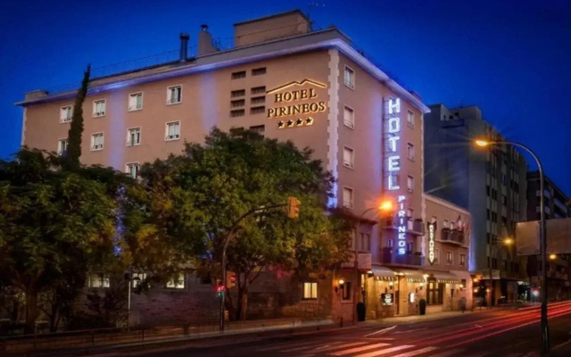 Hotel Pirineo Figueres by Pierre and Vacances