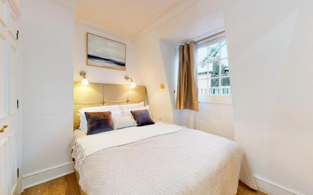 Park Lane Apartments - Clarges St