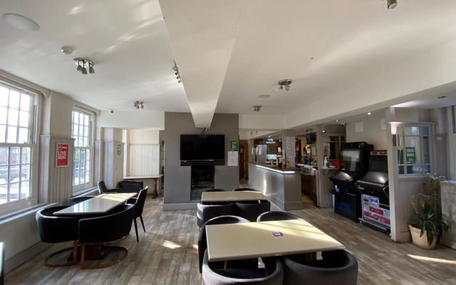 Wendover Arms
