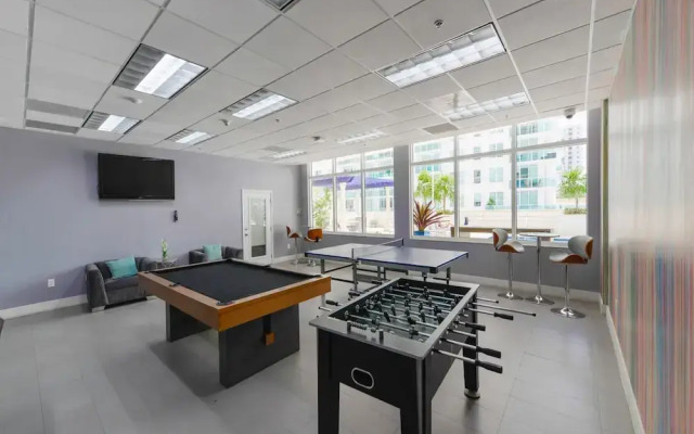 The Club at Brickell Bay