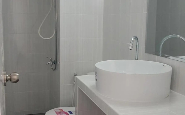 Popular Condo C5 IMPACT