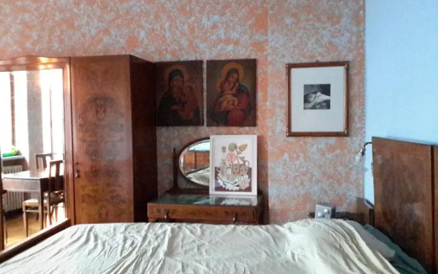 big room in Milano center