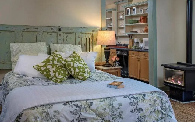 Clementines Bed & Breakfast