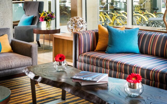 Staypineapple, Watertown Hotel, University District Seattle