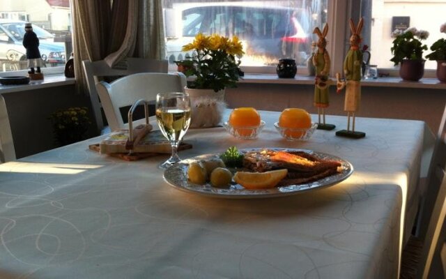 Pensionat Villa Strandly, Bed & Breakfast