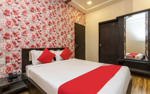 OYO 23471 Hotel Hilton Tower