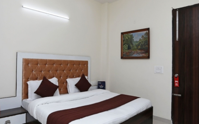 OYO 13555 Corporate serviced apartments Hotel