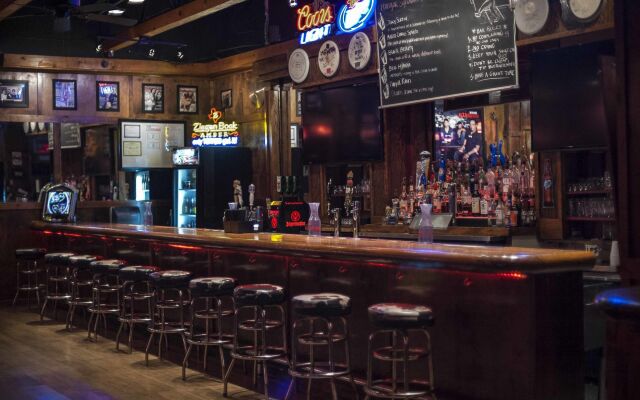 Express Inn & Suites