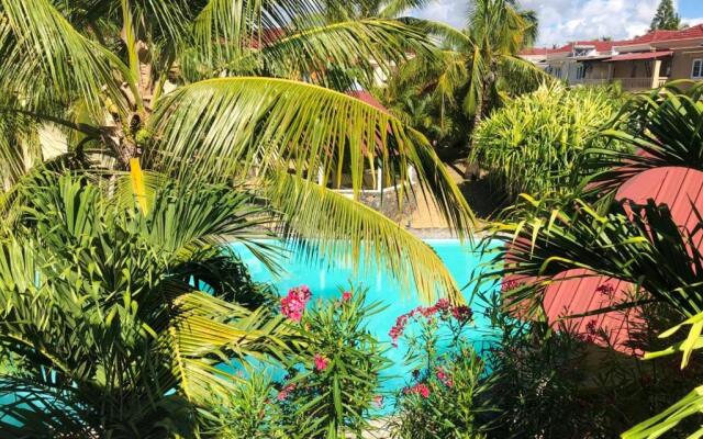 3 bedrooms bungalow with sea view shared pool and furnished garden at Palmar