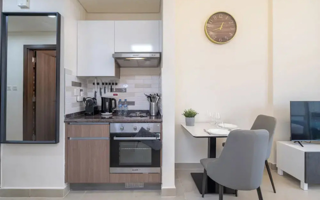 Cozy Studio Budget Friendly