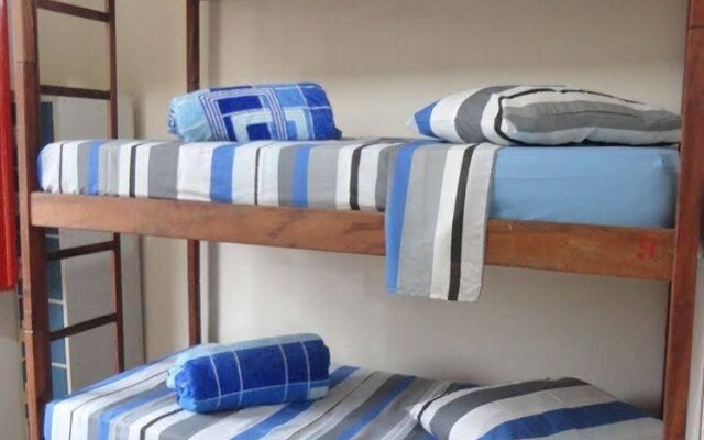 Hostel (закрыт)