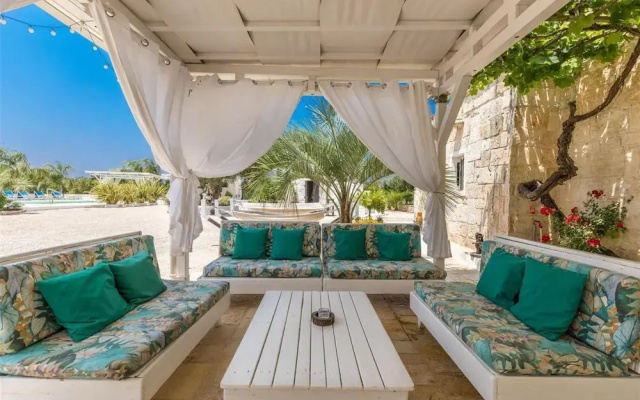 737 Trulli con Piscina ad Ostuni