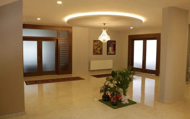 Huseyin Hotel