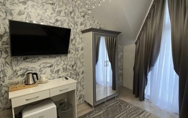 Апартаменты Капри Хаус на Ленина 219