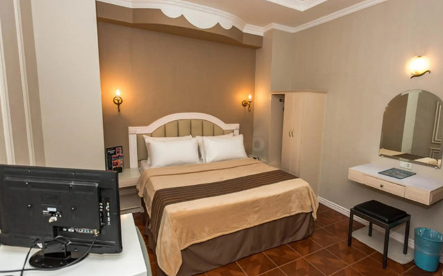 Urban Travellers Hotel
