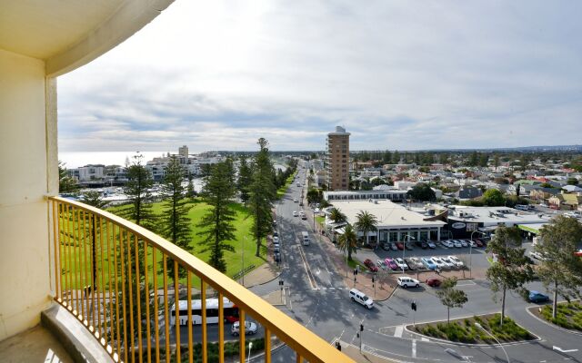 Atlantic Tower Motor Inn