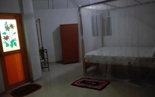 Yoho Green Garden Cabanas