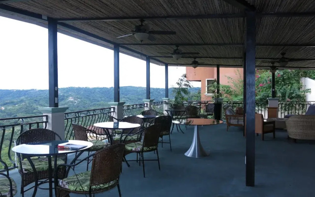 Chantel Suites