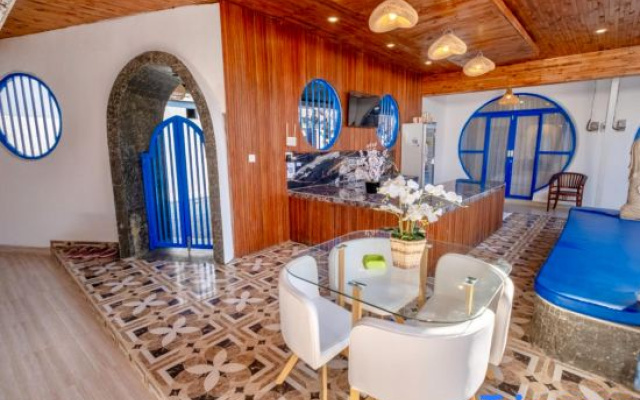 Anny Guest House 2 by ecommerceloka