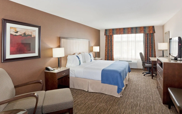 Holiday Inn Hotel & Suites Surrey East Cloverdale by IHG