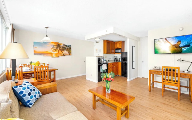 Pacific Monarch - 1 BR - Ocean & City Views