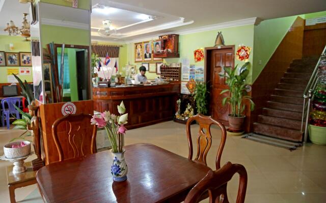 Ta Som Guesthouse & Tour Services