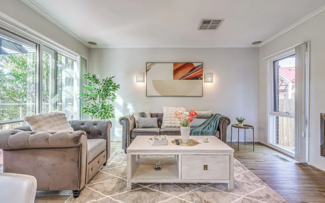 StayAU Gorgeous 5BR BBQ Home Geelong