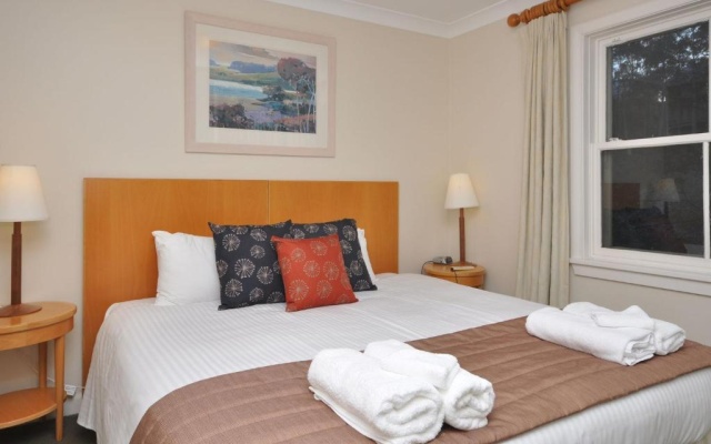 Villa 3br Vista Resort Condo located within Cypress Lakes Resort (nothing is more central) – Guest Rooms – Pokolbin