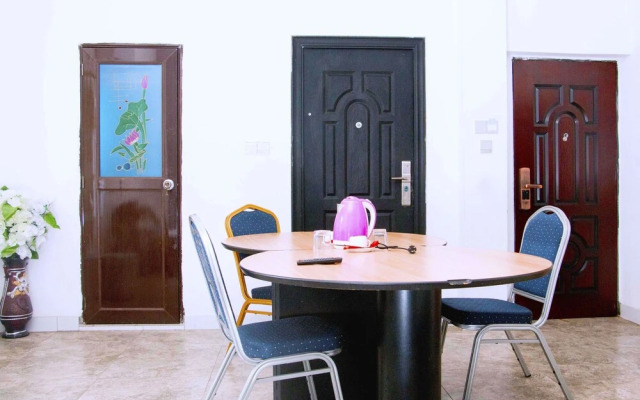Nora Hotel