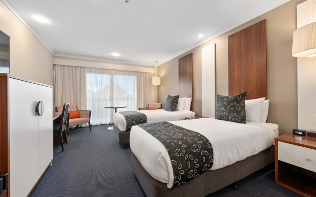 Quality Hotel Taylors Lakes