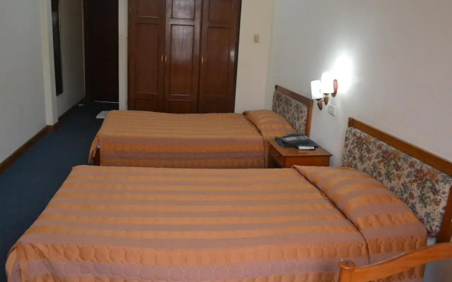 Bien Dong Hotel Halong