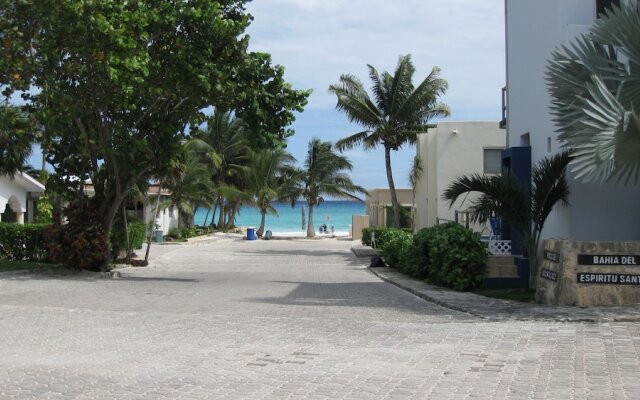 Luxury Beachfront Condo In Royal Sunset Fishermens Resort Spa