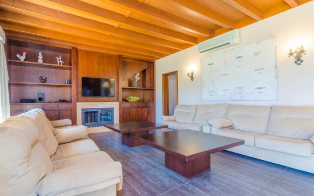 Finca Short De Conies 2