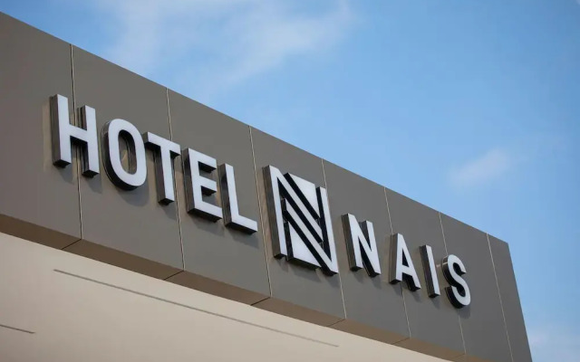 Hotel Nais