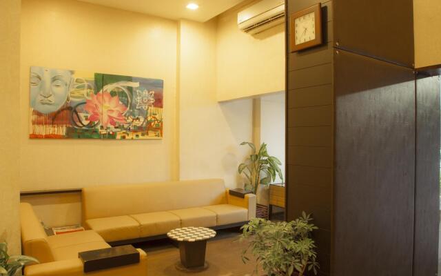 Kings International Juhu