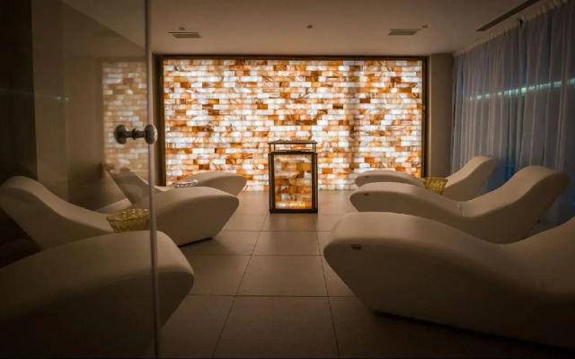 HOLM Boutique &Spa - IK Collection