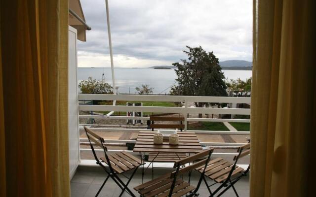 Lovely sea front apartment