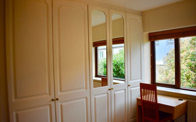 Cosy and Bright 3 Bedroom House in Central Dublin
