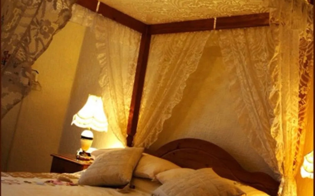 Trelawney Hotel