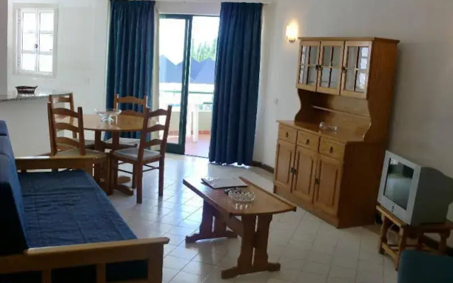 Algamar Apartments