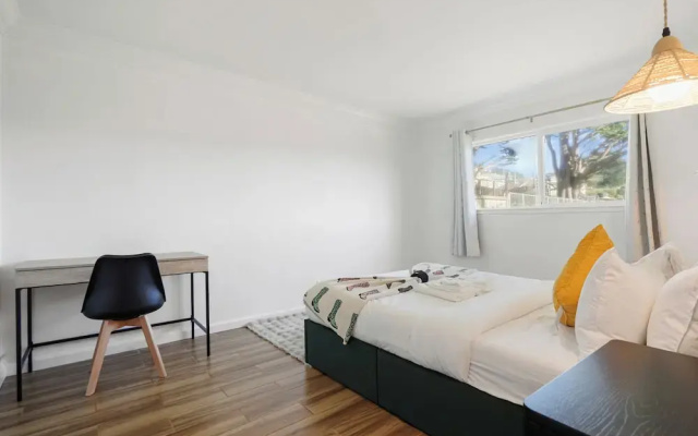 Cozy 2-Bedroom Retreat in Pacifica