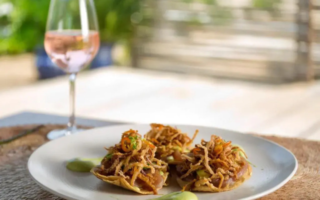 Marea Beachfront Villas