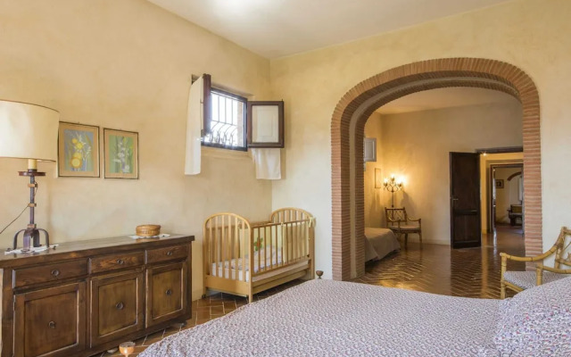 Farmhouse in Castelfiorentino With Pool