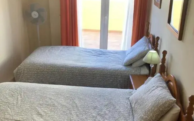 39 El Sultan, Calle el Roque