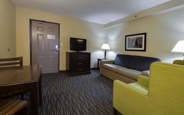 Country Inn & Suites by Radisson, Niagara Falls, ON