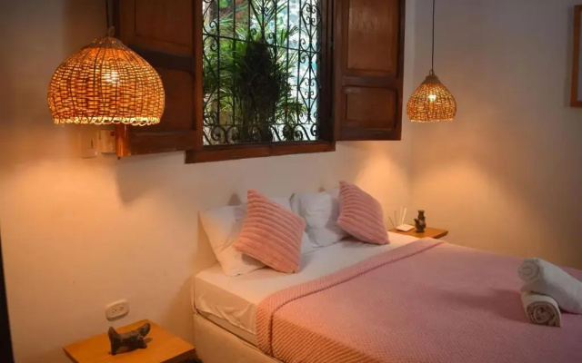 Casa Rosa Hotel