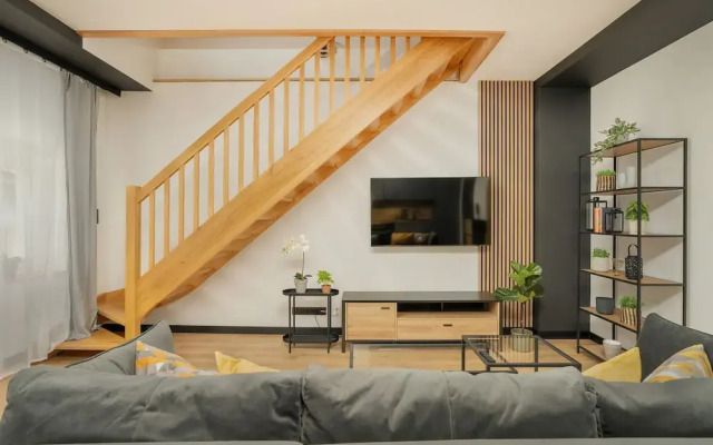 Secret Garden Apartment by Renters