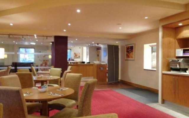 Express Holiday Inn Reading